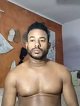 Snapshot of Negroricobaby chatting on 02-04-25, 05:42 Negroricobaby online show from 02-04-25, 05:42