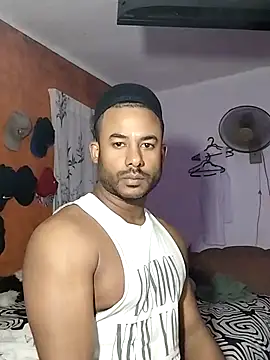 Snapshot of Negroricobaby chatting on 02-26-25, 03:32 Negroricobaby online show from 02-26-25, 03:32