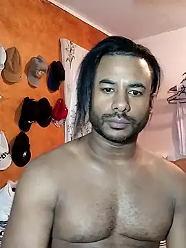 Snapshot of Negroricobaby chatting on 02-27-25, 05:26 Negroricobaby online show from 02-27-25, 05:26