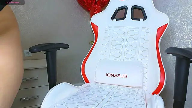 Diana Moon  online show from 02-21-26, 12:11