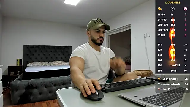 supermanboy94 online show from 04-01-26, 06:25