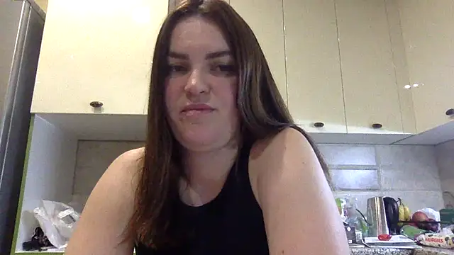 Karolina llove online show from 09-30-25, 08:03