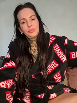 Snapshot of AileenInkOfficial chatting on 12-28-24, 10:14 AileenInkOfficial online show from 12-28-24, 10:14