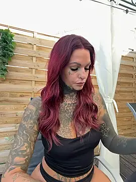 Snapshot of AileenInkOfficial chatting on 07-16-26, 06:30 AileenInkOfficial online show from 07-16-26, 06:30