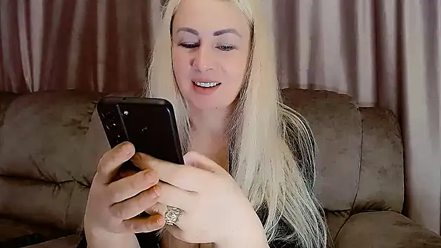 Olesya online show from 02-05-25, 06:46