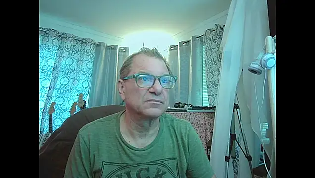 coryassman online show from 04-10-26, 08:57