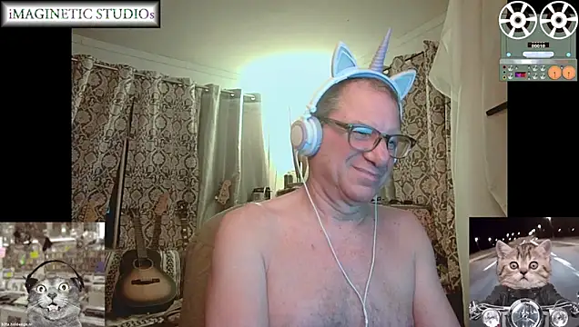 Snapshot of coryassman chatting on 06-12-26, 08:57 coryassman online show from 06-12-26, 08:57