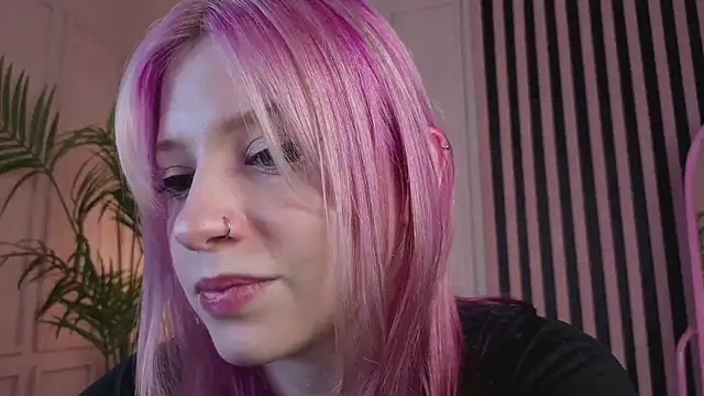 Snapshot of arielabradberry chatting on 07-02-26, 02:12 arielabradberry online show from 07-02-26, 02:12