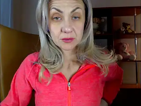 Snapshot of Tanya6547 chatting on 02-28-25, 09:58 Tanya6547 online show from 02-28-25, 09:58