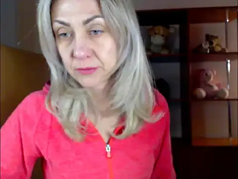 Snapshot of Tanya6547 chatting on 03-02-25, 08:27 Tanya6547 online show from 03-02-25, 08:27