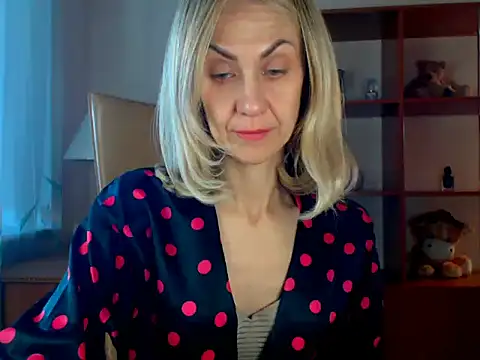 Snapshot of Tanya6547 chatting on 10-14-25, 09:10 Tanya6547 online show from 10-14-25, 09:10