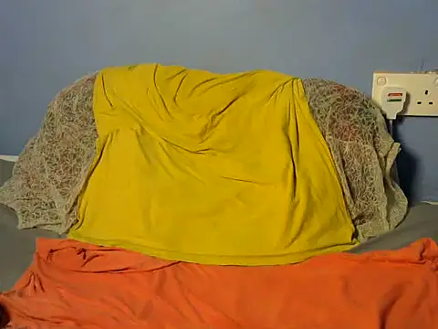 Snapshot of shishbabe chatting on 03-16-25, 08:54 shishbabe online show from 03-16-25, 08:54