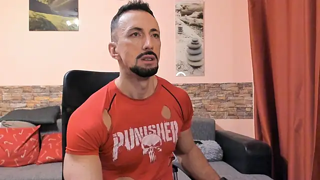 HotHunkTrainer online show from 01-17-26, 08:52