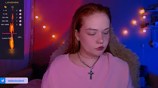 Snapshot of lala_loulou_land chatting on 02-09-25, 08:45 lala loulou land online show from 02-09-25, 08:45