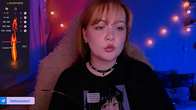 Snapshot of lala_loulou_land chatting on 03-15-25, 11:17 lala loulou land online show from 03-15-25, 11:17