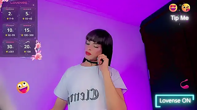 emperatrizhotwolf online show from 10-16-25, 11:17