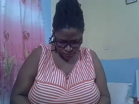 Snapshot of sexy_bigboobss chatting on 03-22-25, 09:34 sexy bigboobss online show from 03-22-25, 09:34