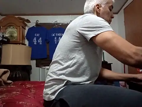 Xoc8  online show from 11-10-25, 01:37