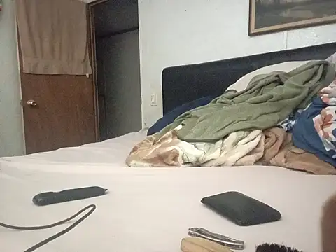 Xoc8  online show from 12-05-25, 03:59