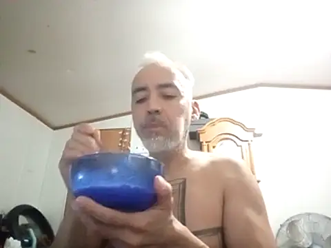 Xoc8  online show from 02-19-26, 07:43