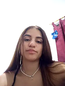 AnthonelaDuque online show from 01-11-25, 02:41
