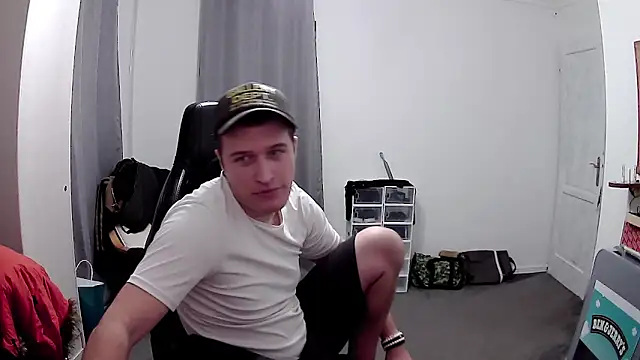 PKrisztian online show from 04-16-26, 02:01