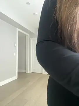 jAsMinE678 online show from 10-28-25, 06:32