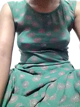 Snapshot of rituporna2004 chatting on 01-14-25, 01:04 rituporna2004 online show from 01-14-25, 01:04