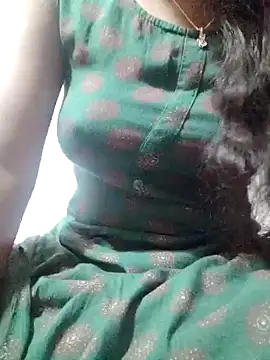 Snapshot of rituporna2004 chatting on 01-28-25, 03:04 rituporna2004 online show from 01-28-25, 03:04