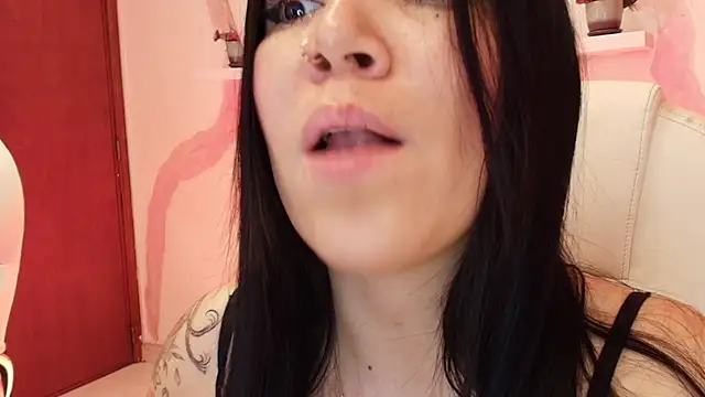 AilynRed online show from 02-21-25, 04:40