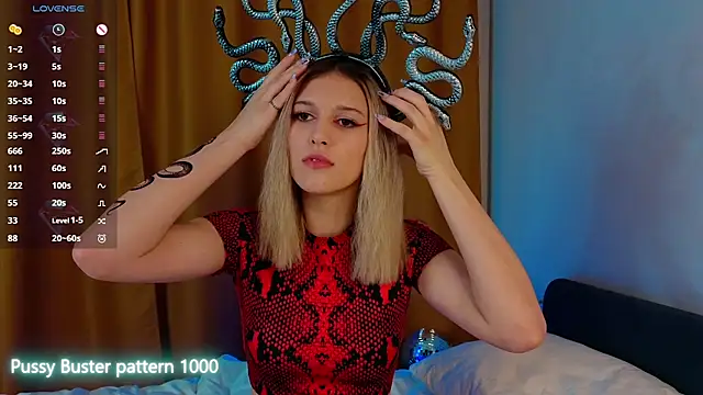 KimberliDean online show from 12-16-24, 01:42