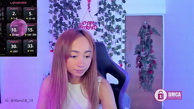 Alana Pherson online show from 12-15-24, 04:18