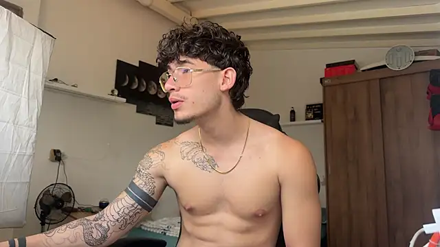 Kisan Smith online show from 04-20-26, 04:54