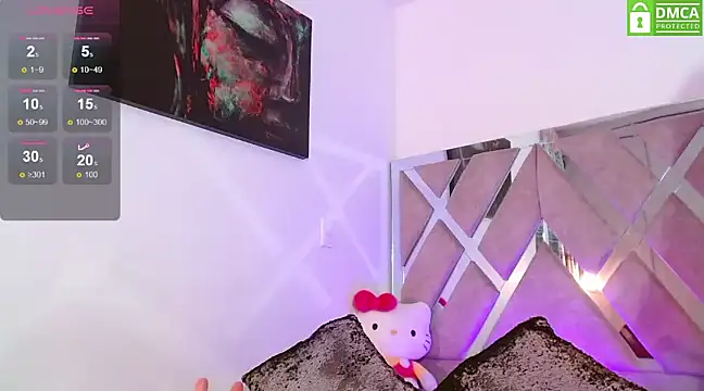 Snapshot of LauryMoons chatting on 02-18-25, 10:47 LauryMoons online show from 02-18-25, 10:47