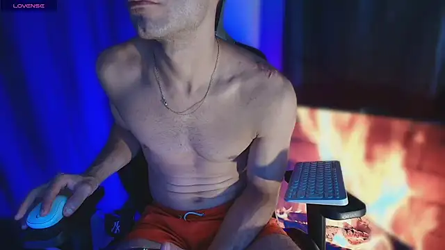 Snapshot of sexyboycolombi4 chatting on 07-11-26, 03:26 sexyboycolombi4 online show from 07-11-26, 03:26