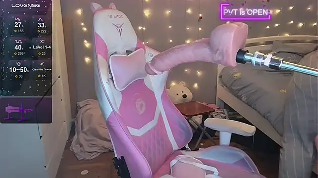 Snapshot of og_maddison chatting on 01-11-25, 06:56 og maddison online show from 01-11-25, 06:56