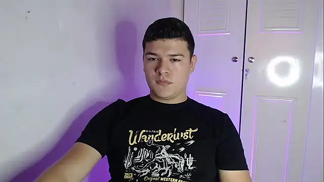 Plug Control online show from 10-05-25, 06:28