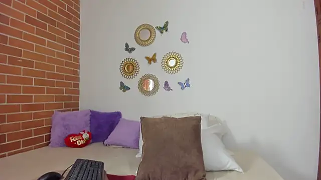 Snapshot of maja_hills chatting on 12-30-24, 03:02 maja hills online show from 12-30-24, 03:02