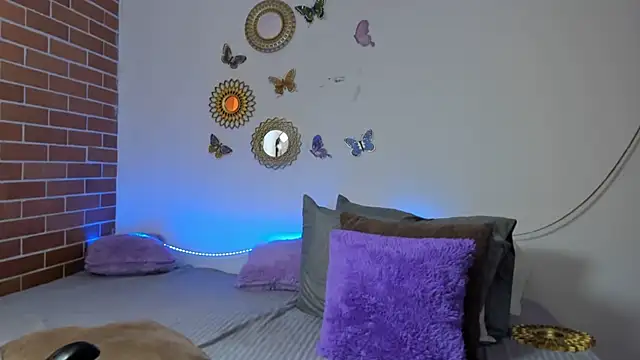 Snapshot of maja_hills chatting on 01-15-25, 07:12 maja hills online show from 01-15-25, 07:12