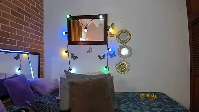 Snapshot of maja_hills chatting on 02-03-25, 05:03 maja hills online show from 02-03-25, 05:03