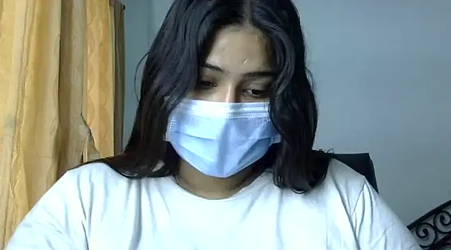 cutelady65 online show from 01-11-25, 07:17