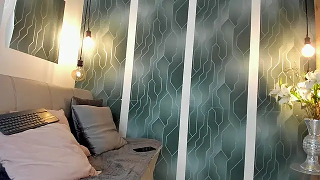 camila-manzur online show from 03-26-26, 09:09