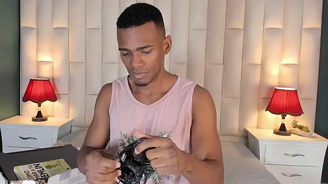 Lonelyfetishguy online show from 03-06-25, 08:37