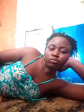 Snapshot of sweetcandy_22y chatting on 09-23-25, 09:45 sweetcandy 22y online show from 09-23-25, 09:45