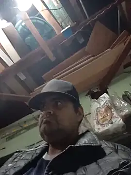 Miguel16i online show from 12-05-25, 07:28