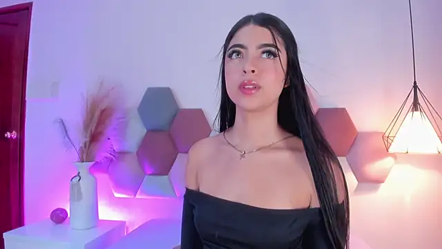 Snapshot of SiennaVidaal chatting on 12-04-24, 06:17 SiennaVidaal online show from 12-04-24, 06:17