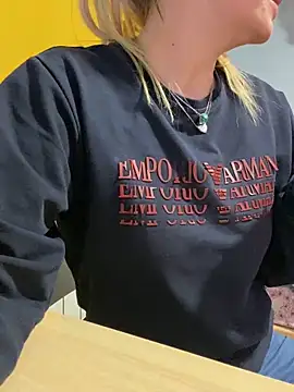 Snapshot of ToAnWTW chatting on 03-14-25, 09:32 ToAnWTW online show from 03-14-25, 09:32