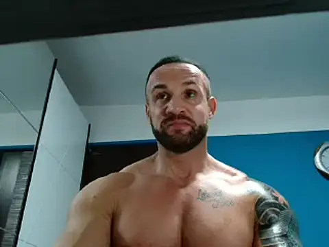 Magnificmuscles89 online show from 01-12-25, 08:36