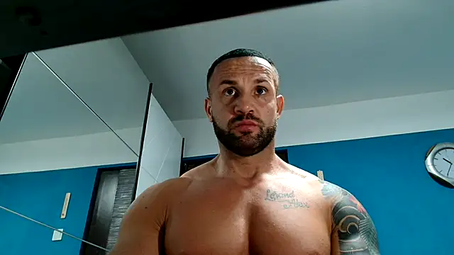 Magnificmuscles89 online show from 03-15-25, 08:32