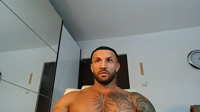 Magnificmuscles89 online show from 07-02-26, 10:27